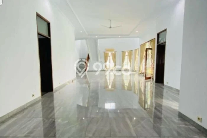 Rumah Kontrakan Jakarta Selatan LT 850m2 LB 550m2 Area Pejaten Rumah Kontrakan Jakarta Selatan LT 850m2 LB 550m2 Area Pejaten
