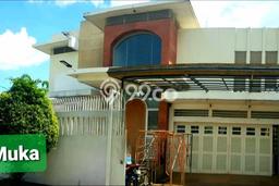 SPECIAL PRICE! Rumah di , 2 KT, Akses Mudah Pusat Kota, LT 750m2m² LB 500m2m² SPECIAL PRICE! Rumah di , 2 KT, Akses Mudah Pusat Kota, LT 750m2m² LB 500m2m²