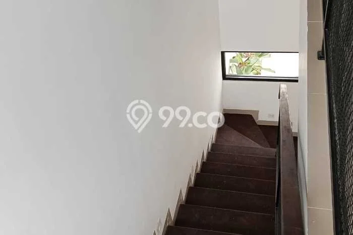 Rumah Strategis Modern Lb 64m2 di Ciracas, Jakarta Timur Rumah Strategis Modern Lb 64m2 di Ciracas, Jakarta Timur