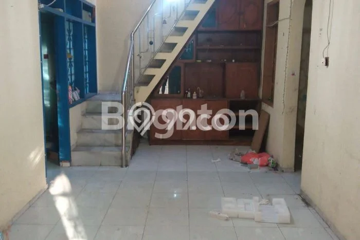Dijual Rumah 3 Kamar Lokasi Ideal Nyaman dan Strategis di Wiyung Dijual Rumah 3 Kamar Lokasi Ideal Nyaman dan Strategis di Wiyung