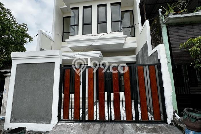 Dijual Rumah Minimalis Bagus Punya 3 KT di Benowo Surabaya SHM Dijual Rumah Minimalis Bagus Punya 3 KT di Benowo Surabaya SHM