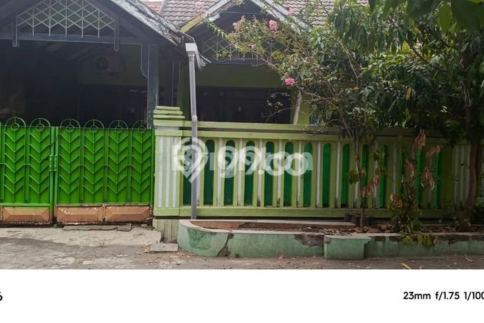 Rumah Modern Cantik 4 Kamar Bisa Langsung Pindah di Kranggan Rumah Modern Cantik 4 Kamar Bisa Langsung Pindah di Kranggan