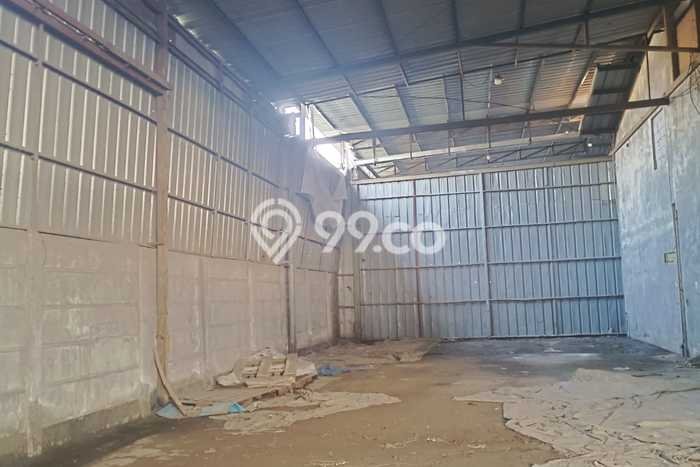 Gudang Disewa di Cipondoh, Tangerang, LT 300m2 / LB 400m2 Gudang Disewa di Cipondoh, Tangerang, LT 300m2 / LB 400m2