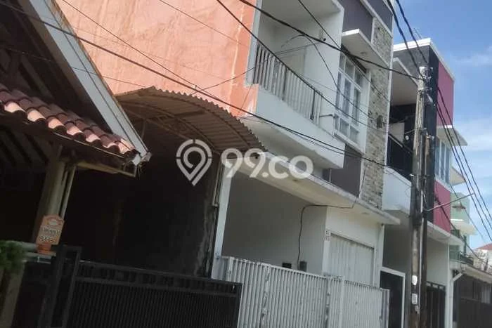 For Sale Rumah 3 Kamar Lokasi Ideal Nyaman dan Strategis di Pagedangan For Sale Rumah 3 Kamar Lokasi Ideal Nyaman dan Strategis di Pagedangan
