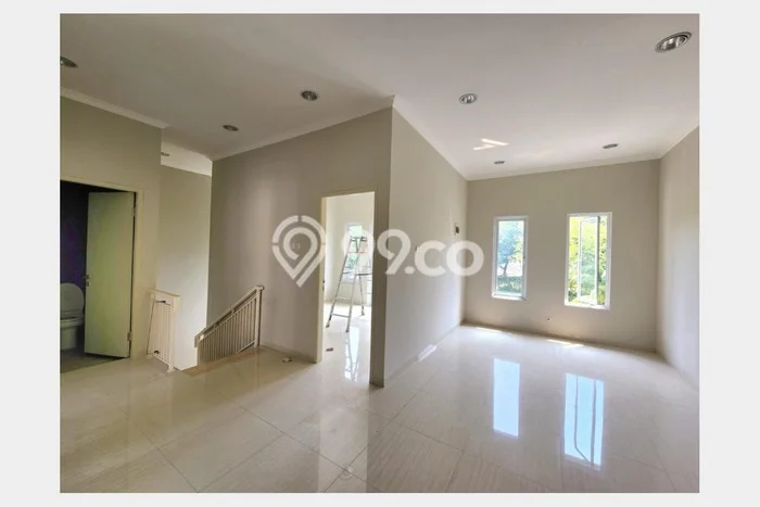 Dijual Rumah Luas Elegan Dengan View Eksklusif di Lippo Karawaci, Tangerang Dijual Rumah Luas Elegan Dengan View Eksklusif di Lippo Karawaci, Tangerang