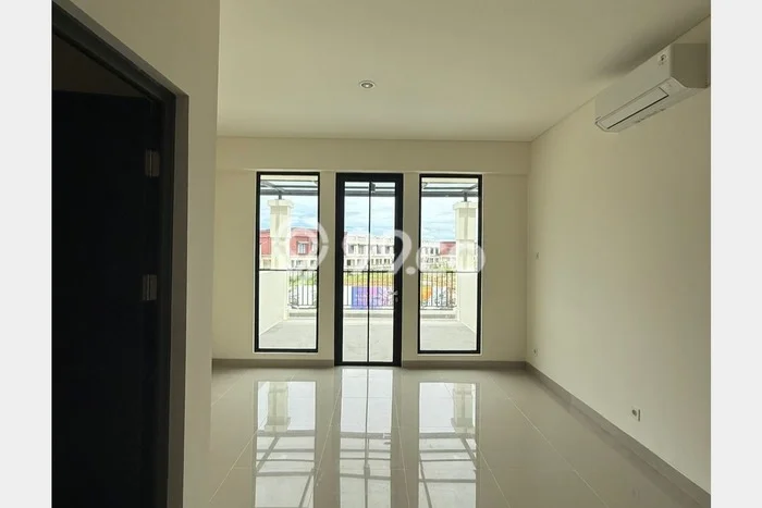 Ruko untuk Disewa di Pusat Tangerang Luas Bangunan 181m2 Ruko untuk Disewa di Pusat Tangerang Luas Bangunan 181m2