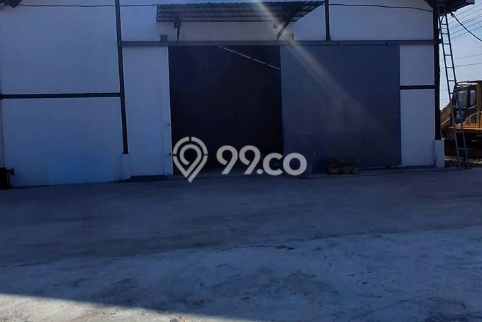 For Rent Gudang Strategis Kawasan Kariangau, Luas 200m², Lokasi Komersial, Akses Bagus For Rent Gudang Strategis Kawasan Kariangau, Luas 200m², Lokasi Komersial, Akses Bagus