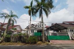 Rumah lokasi , Balikpapan, Luas 450m2m² Bangunan 150m2m² Rumah lokasi , Balikpapan, Luas 450m2m² Bangunan 150m2m²