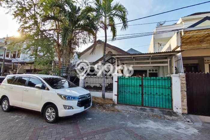 Dijual Rumah Strategis Bagus Punya 3 KT di Sukolilo Surabaya SHM Dijual Rumah Strategis Bagus Punya 3 KT di Sukolilo Surabaya SHM