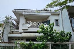 Rumah Luxury Dijual di Jakarta Barat Fasilitas Lengkap Rumah Luxury Dijual di Jakarta Barat Fasilitas Lengkap