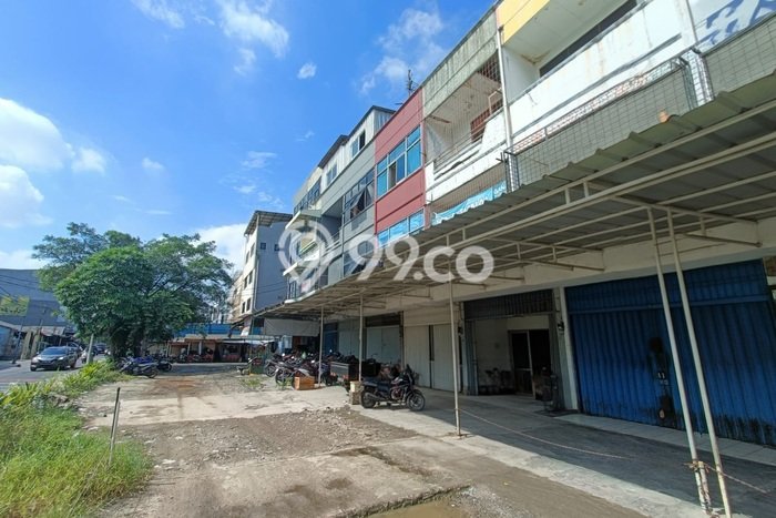 Unit Ruko Dijual di Jakarta Barat LT 58m2 & LB 174m2 Unit Ruko Dijual di Jakarta Barat LT 58m2 & LB 174m2