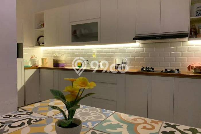 Rumah Luxury Modern Siap Huni di Bintaro Tangerang Selatan Rumah Luxury Modern Siap Huni di Bintaro Tangerang Selatan