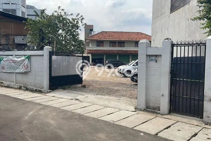 Lahan Kosong Dijual di Jakarta Selatan dengan Area 971m2 Lahan Kosong Dijual di Jakarta Selatan dengan Area 971m2