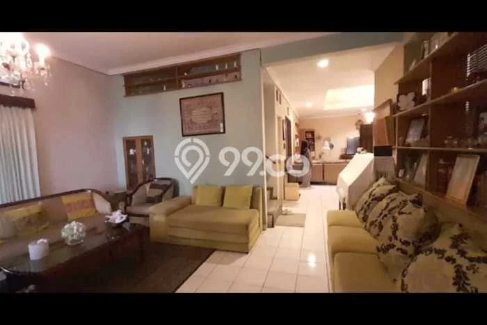 Hunian Elit LB 265m2 Siap Pakai Desain Elegan di Pondok Indah, Jakarta Selatan Hunian Elit LB 265m2 Siap Pakai Desain Elegan di Pondok Indah, Jakarta Selatan