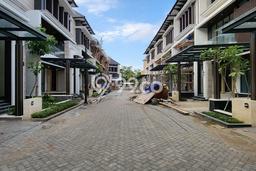 Best Deal Hunian Premium Ideal dan Luas di Cilandak, Jakarta Selatan Best Deal Hunian Premium Ideal dan Luas di Cilandak, Jakarta Selatan