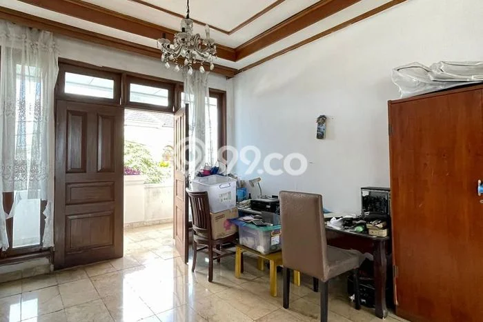 Rumah Elit Modern Tanpa Renovasi di Pondok Pinang Jakarta Selatan Rumah Elit Modern Tanpa Renovasi di Pondok Pinang Jakarta Selatan