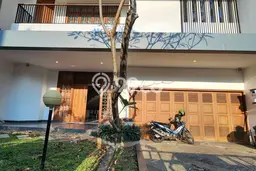 Hunian Bagus Disewakan di Pondok Indah, Jakarta Selatan LT 500m2, LB 800m2 Hunian Bagus Disewakan di Pondok Indah, Jakarta Selatan LT 500m2, LB 800m2