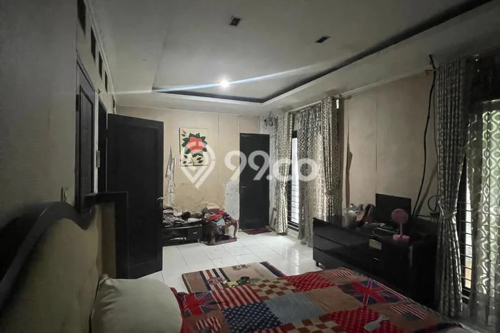 Hunian Elit LB 770m2 Siap Huni Desain Elegan di Veteran, Jakarta Selatan Hunian Elit LB 770m2 Siap Huni Desain Elegan di Veteran, Jakarta Selatan