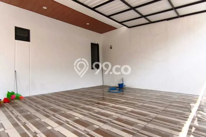 Rumah Mewah Siap Huni LT 120m2 di Cinere, Depok Rumah Mewah Siap Huni LT 120m2 di Cinere, Depok