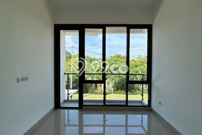 For Sale Rumah 4 Kamar Lokasi Strategis Nyaman dan Strategis di Ciputat For Sale Rumah 4 Kamar Lokasi Strategis Nyaman dan Strategis di Ciputat