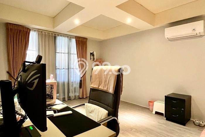 Dijual Rumah Luas Megah Dengan View Cantik di Veteran, Jakarta Selatan Dijual Rumah Luas Megah Dengan View Cantik di Veteran, Jakarta Selatan