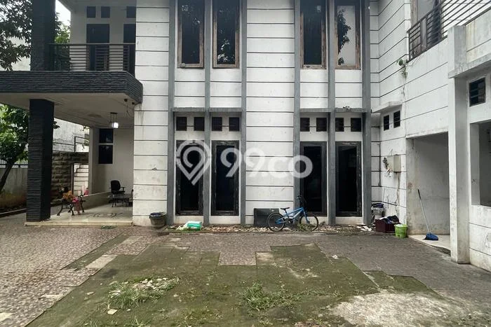 Hunian Elit LB 770m2 Siap Huni Desain Elegan di Veteran, Jakarta Selatan Hunian Elit LB 770m2 Siap Huni Desain Elegan di Veteran, Jakarta Selatan