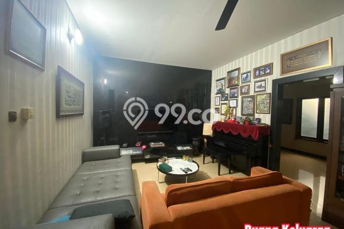 Dijual Rumah Premium dengan Fasilitas Sekitar Lengkap di Cinere, Depok Dijual Rumah Premium dengan Fasilitas Sekitar Lengkap di Cinere, Depok