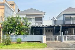 HOT DEAL! Rumah area , 3 KT, Area Asri, LT 220m2m² Bangunan 189m2m² HOT DEAL! Rumah area , 3 KT, Area Asri, LT 220m2m² Bangunan 189m2m²