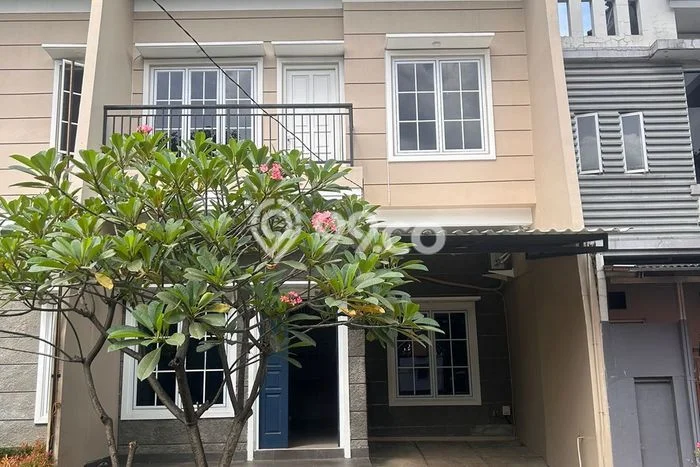 Disewakan Rumah Murah di Raffles Hills Jakarta Timur Punya 3 KT Disewakan Rumah Murah di Raffles Hills Jakarta Timur Punya 3 KT