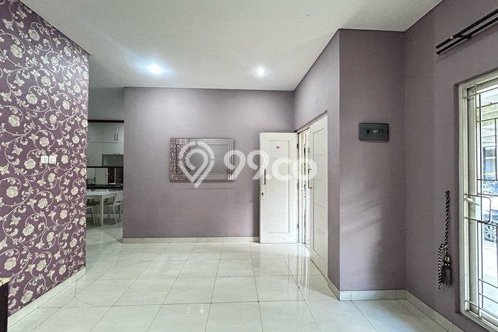 Rumah Kontrakan Jakarta Timur LT 105m2 LB 120m2 Area Raffles Hills Rumah Kontrakan Jakarta Timur LT 105m2 LB 120m2 Area Raffles Hills
