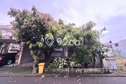Jual Rumah Mewah Elegan Dengan View Cantik di Raffles Hills, Jakarta Timur Jual Rumah Mewah Elegan Dengan View Cantik di Raffles Hills, Jakarta Timur