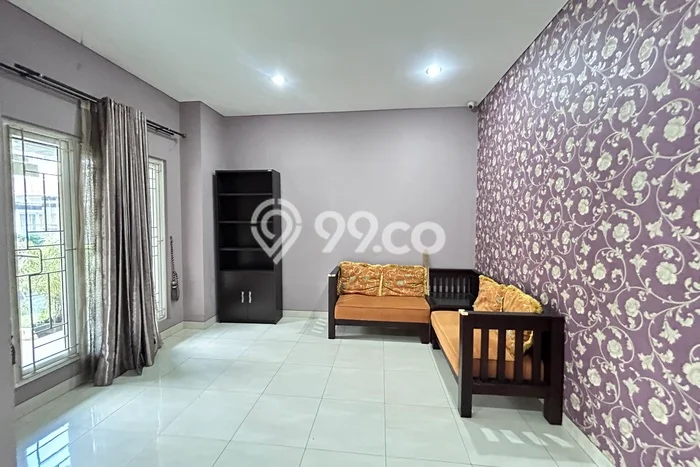 Rumah Kontrakan Jakarta Timur LT 105m2 LB 120m2 Area Raffles Hills Rumah Kontrakan Jakarta Timur LT 105m2 LB 120m2 Area Raffles Hills