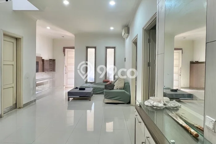 Rumah Kontrakan Tangerang LT 144m2 LB 180m2 Kawasan Gading Serpong Rumah Kontrakan Tangerang LT 144m2 LB 180m2 Kawasan Gading Serpong