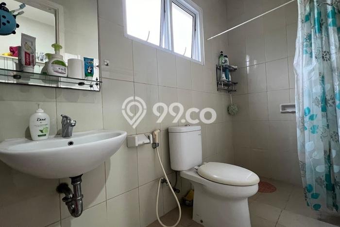 For Sale Hunian Rumah Terawat 4 KT di Gading Serpong Montana Village, Tangerang For Sale Hunian Rumah Terawat 4 KT di Gading Serpong Montana Village, Tangerang