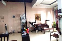 Siap Huni Hunian Elit 4 Kamar di Tebet Dekat ke Mana Saja Siap Huni Hunian Elit 4 Kamar di Tebet Dekat ke Mana Saja