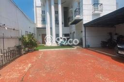 Ready to Use! Premium House LT 630m2 Desain Modern di Cisalak Ready to Use! Premium House LT 630m2 Desain Modern di Cisalak