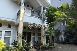 Rumah Elit Modern Siap Huni di Rawamangun Jakarta Timur Rumah Elit Modern Siap Huni di Rawamangun Jakarta Timur
