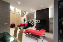 Lokasi strategis! Rumah siap pakai disewakan di Jagakarsa LB 250m2 Lokasi strategis! Rumah siap pakai disewakan di Jagakarsa LB 250m2