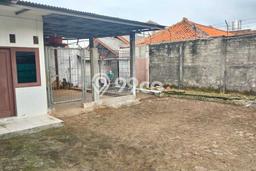 Tanah Strategis Kawasan , Luas 300m2m², Ideal untuk Investasi Tanah Strategis Kawasan , Luas 300m2m², Ideal untuk Investasi