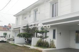 Rumah Luas Asri 3 KT Siap Pakai di Margonda Depok Rumah Luas Asri 3 KT Siap Pakai di Margonda Depok