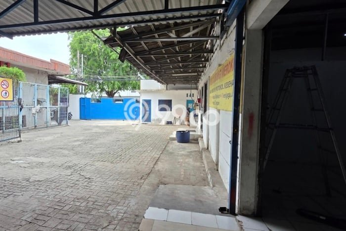 Unit Komersial Disewakan di Jakarta Barat Area Strategis Harga Kompetitif Unit Komersial Disewakan di Jakarta Barat Area Strategis Harga Kompetitif