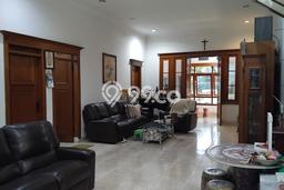 Jual Rumah Luas Elegan Dengan View Cantik di Riau, Bandung Jual Rumah Luas Elegan Dengan View Cantik di Riau, Bandung
