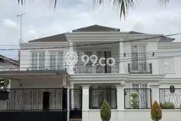 Rumah Mewah LB 300m2 Siap Pakai Desain Elegan di Bintaro, Tangerang Selatan Rumah Mewah LB 300m2 Siap Pakai Desain Elegan di Bintaro, Tangerang Selatan