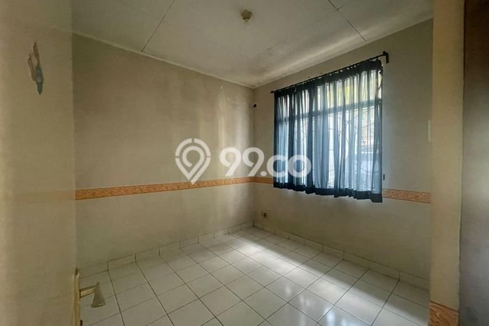 Rumah Strategis Minimalis Lb 50m2 di BSD, Tangerang Selatan Rumah Strategis Minimalis Lb 50m2 di BSD, Tangerang Selatan