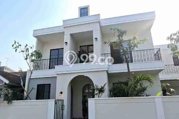 Siap Huni Rumah Mewah 5 Kamar di BSD Dekat ke Mana Pun Siap Huni Rumah Mewah 5 Kamar di BSD Dekat ke Mana Pun