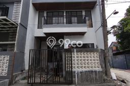 Rumah Modern Minimalis 3 Kamar Siap Huni di Ciputat Rumah Modern Minimalis 3 Kamar Siap Huni di Ciputat