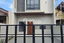Hunian Cantik Minimalis Lb 110m2 di Ciputat, Tangerang Selatan Hunian Cantik Minimalis Lb 110m2 di Ciputat, Tangerang Selatan