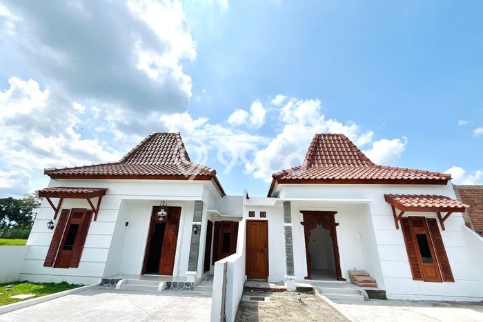 SPECIAL OFFER! Rumah Nyaman di Prambanan, Luas 80m2m² LB 36m2m² SPECIAL OFFER! Rumah Nyaman di Prambanan, Luas 80m2m² LB 36m2m²