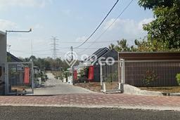 Rumah Modern LB/LT 46m2/84m2 Siap Huni Area Bantul, Yogyakarta Rumah Modern LB/LT 46m2/84m2 Siap Huni Area Bantul, Yogyakarta