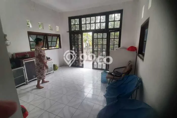 Hunian Mewah LB 379m2 Siap Huni Desain Elegan di Bendungan Hilir, Jakarta Pusat Hunian Mewah LB 379m2 Siap Huni Desain Elegan di Bendungan Hilir, Jakarta Pusat